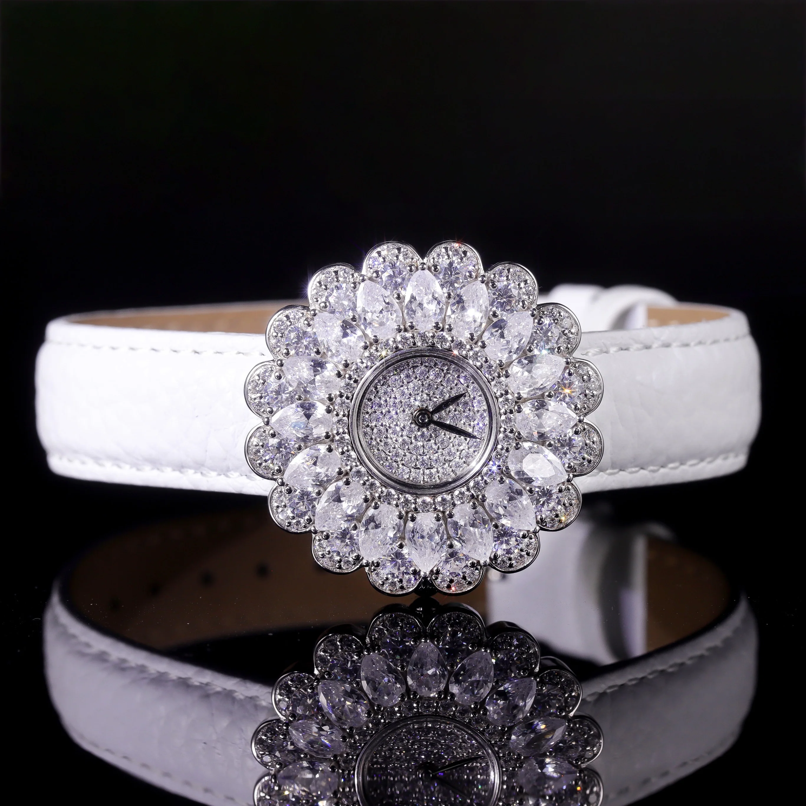 JW Abiding Custom Daily Life Use Cubic Zirconia Moissanite Diamond Iced Out Stainless Steel Quartz Leather Band Watches