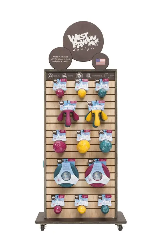 Bevis Customized Wooden Display Rack Pet Toy Treats Display Stand Pegboard With Hook  for Cat Dog Shop Store