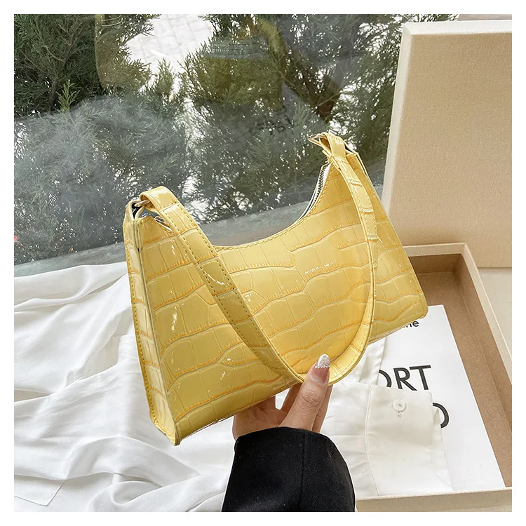 Fashion Mini Crocodile Pattern Armpit Shoulder Handbag Popular Zipper Alligator Pattern Lady Underarm Bag Hot Selling  Purse