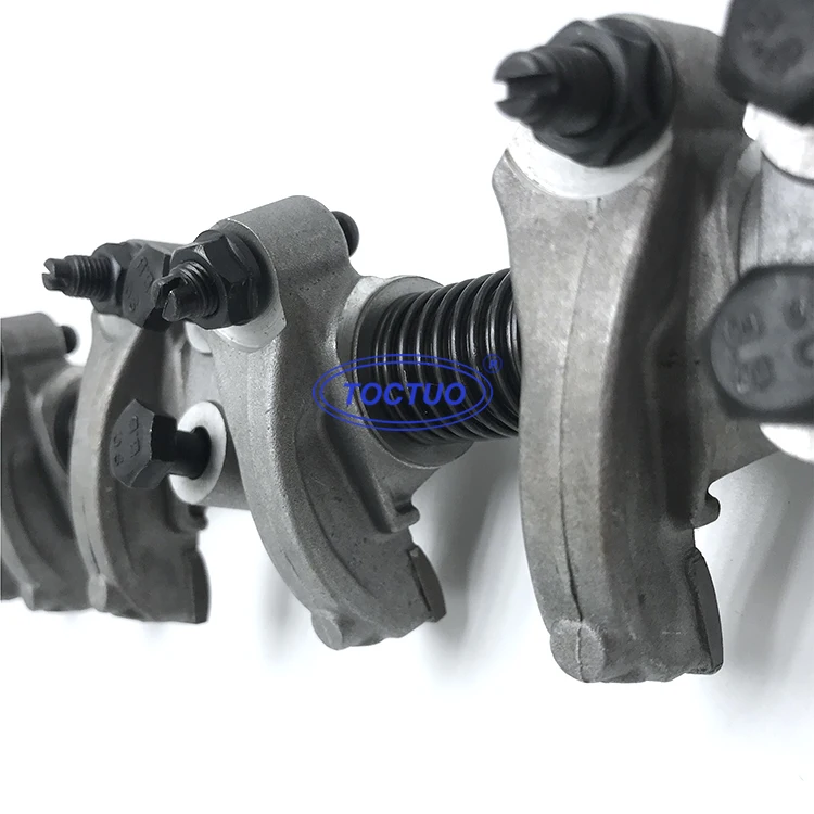 日産 TD25/TD27エンジン用高効率オートロッカーアームアセンブリ