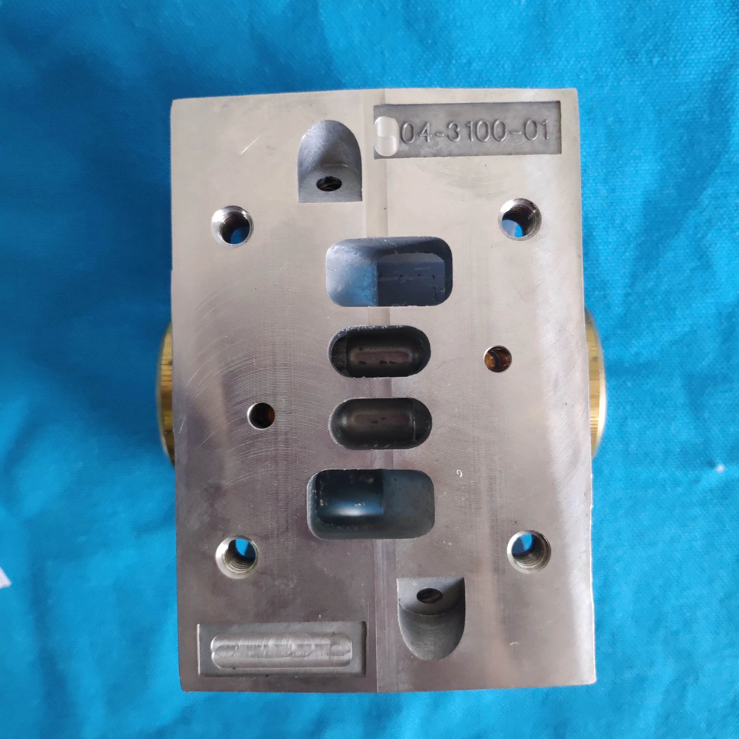 Wilden AODD Pump Metal Center Block 04-3100-01 for Wilden Air operated Double Pneumatic Diaphragm Pump Parts 04-3100-01 supplier