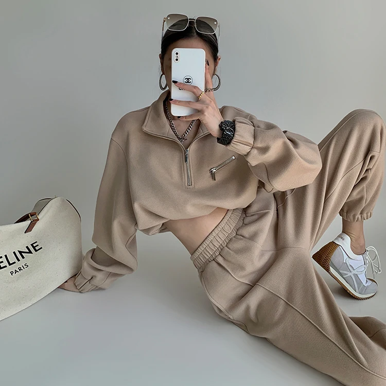 2025 New Style Design Quality Causal Two Piece Pant Set Crop Top Half Zip Pullover Jogger Set