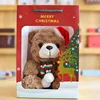 Confezione regalo natalizia con orsetto marrone