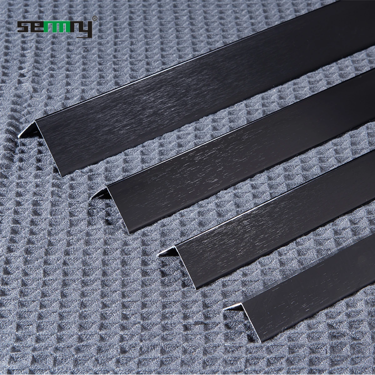 aluminum border