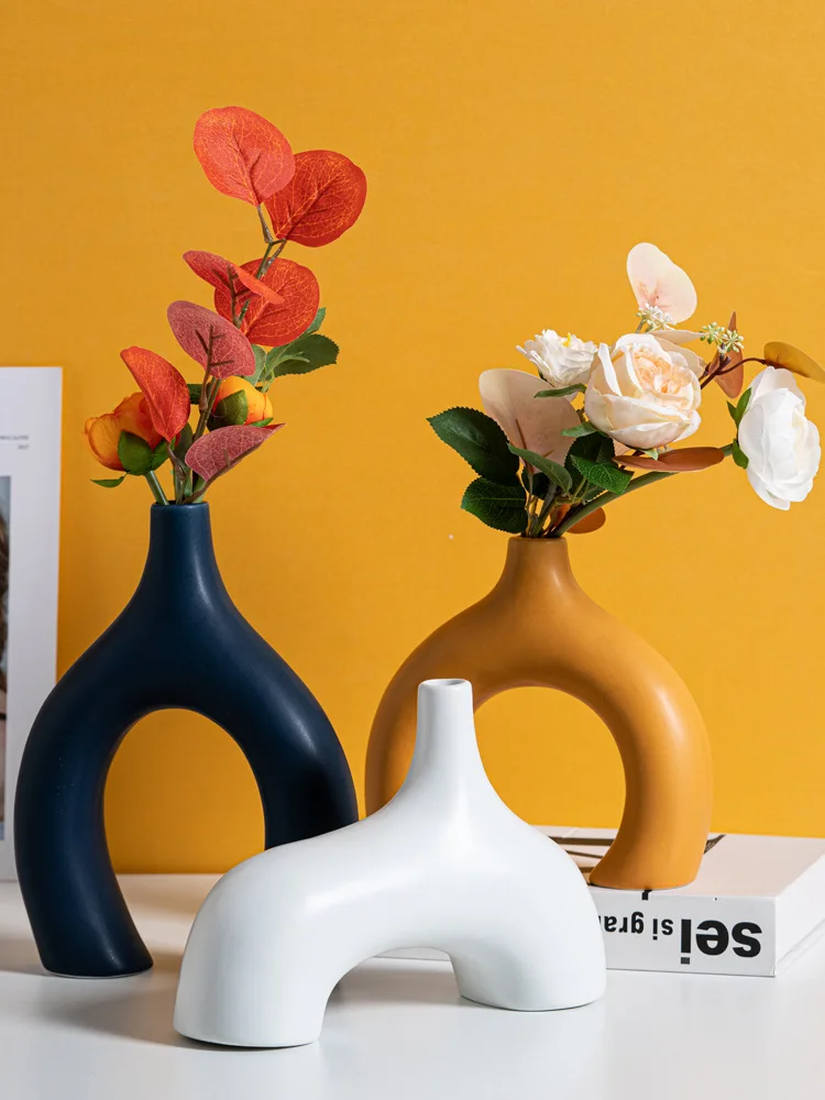 创意不规则陶瓷酒柜花卉花瓶壶家居装饰书房餐桌花瓶雕塑客厅白色花瓶- Buy 创意不规则陶瓷,酒柜鲜花花瓶,餐桌花瓶Product on  Alibaba.com