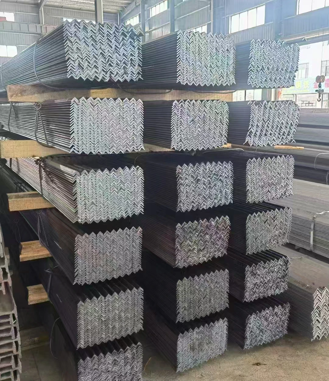 ASTM Standard 3-150mmq235 Equal Angle Steel Bending/Welding/Cutting Services Available manufacture