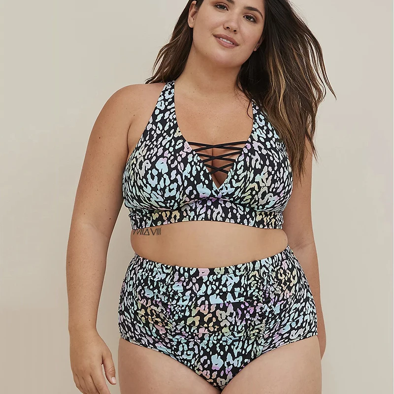 Plus Size Leopard Printed Two Piece Spandex Swimsuit