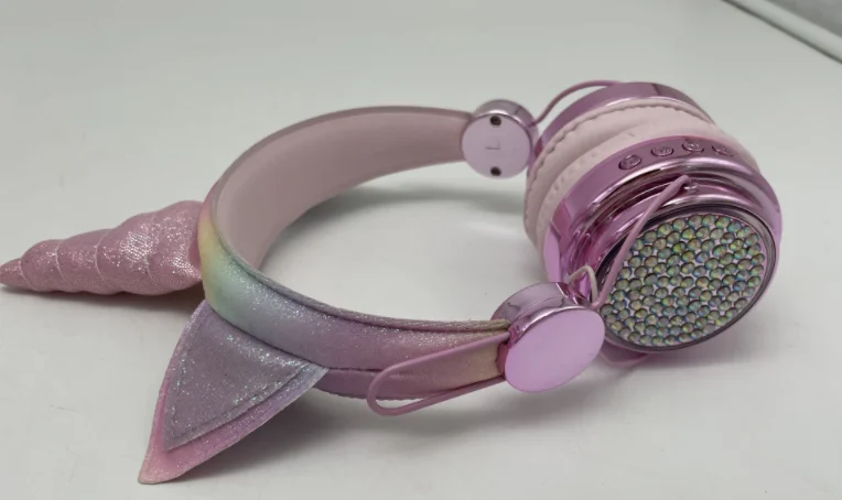 2024 New Foldable  Light up Color Change LED Wireless Unicorn Headphone