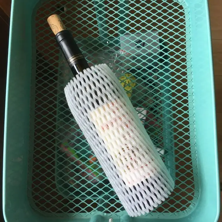 Mesh protective sleeves for wine bottles