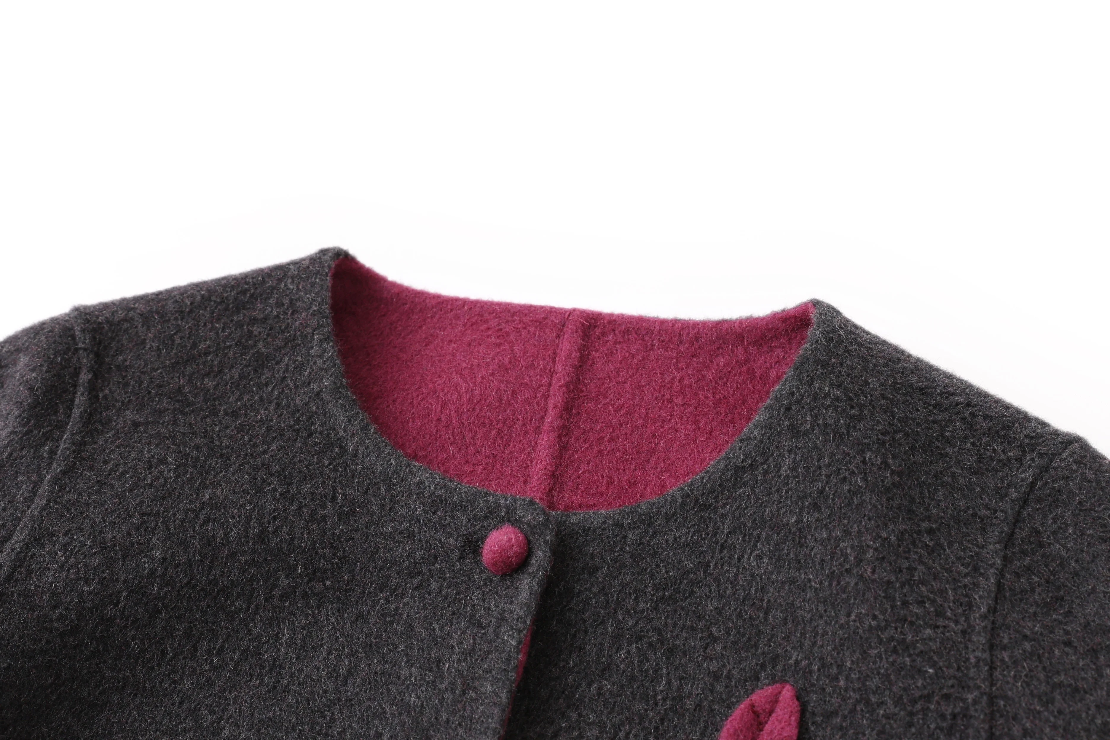 Practical Double-Breasted Woolen Coat with Cute Bow Decor and Button Closure Long Winter Jacket with Practical Pockets