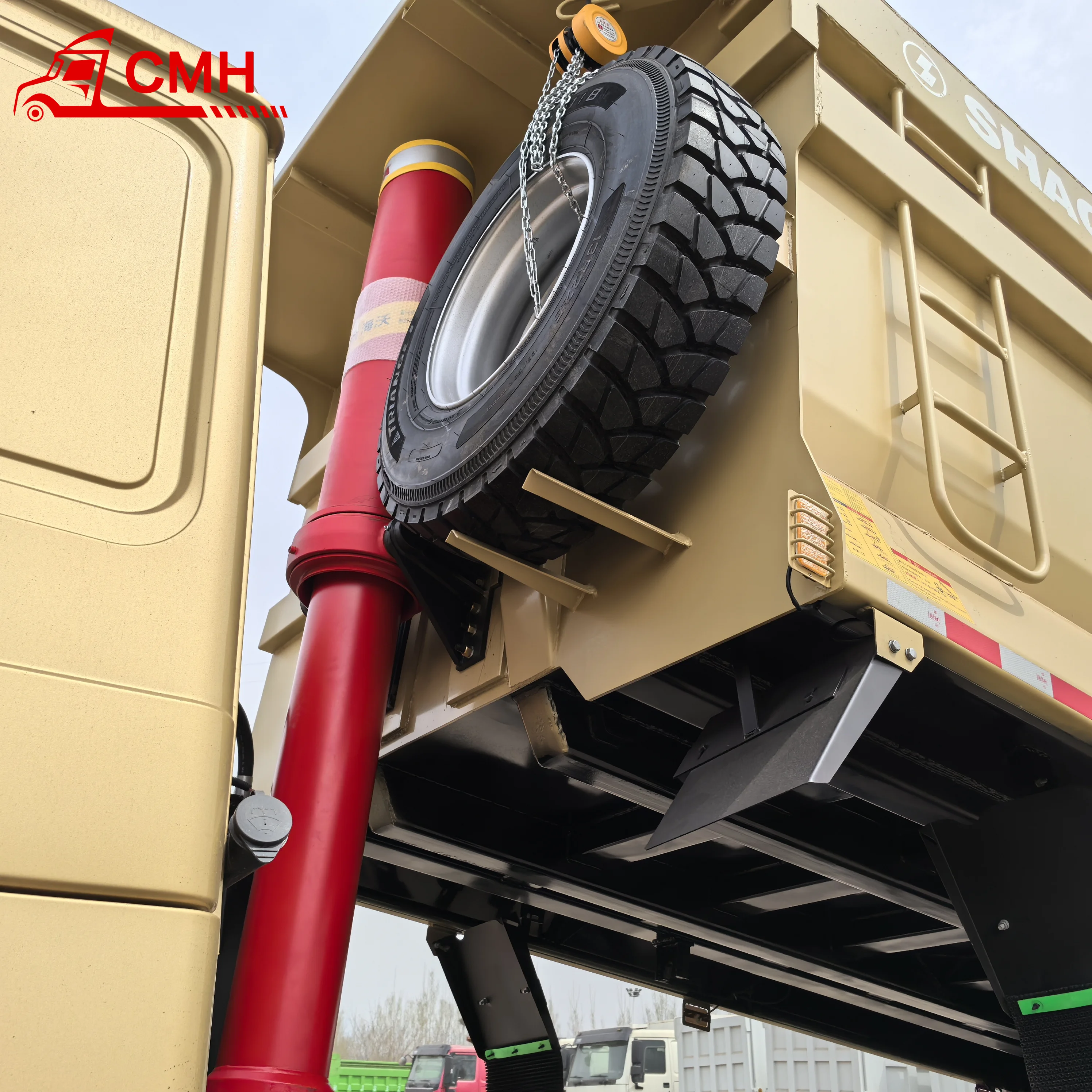 Shacman F3000 X3000 M3000 8x4 12 Wheel LHD RHD 50ton Mining 50tons Tipper Truck Shacman 8*4 Dump Trucks manufacture