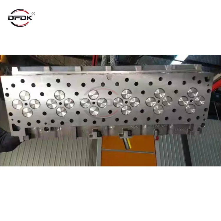 QSX15 ISX15 X15 Diesel Engine Cylinder Head 4298236 3686660 
