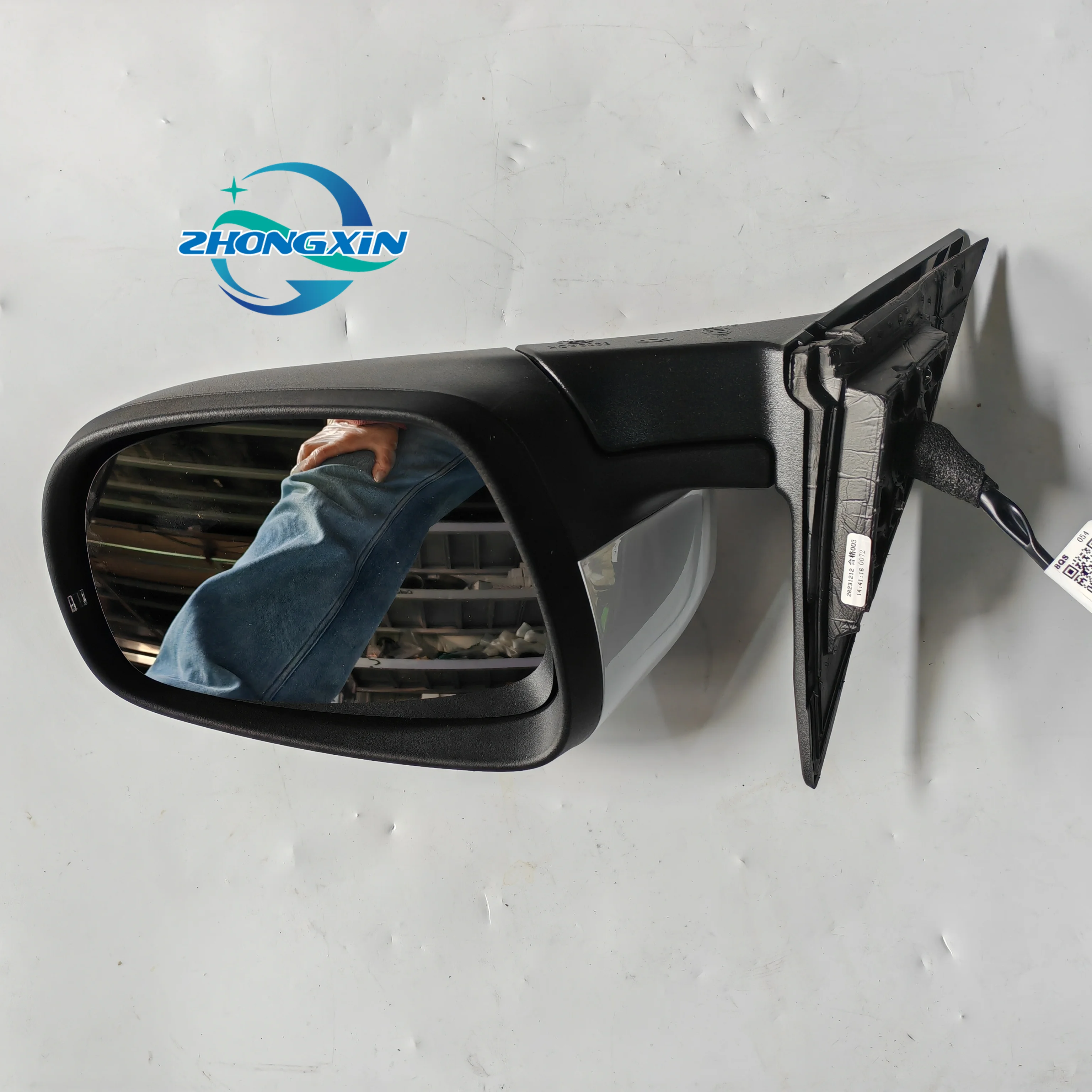 High Quality  Car Rearview Mirror Right 601000213AADQJ  for Chery Tiggo Automotive Rearview Mirrors
