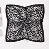 Sqscarf-029