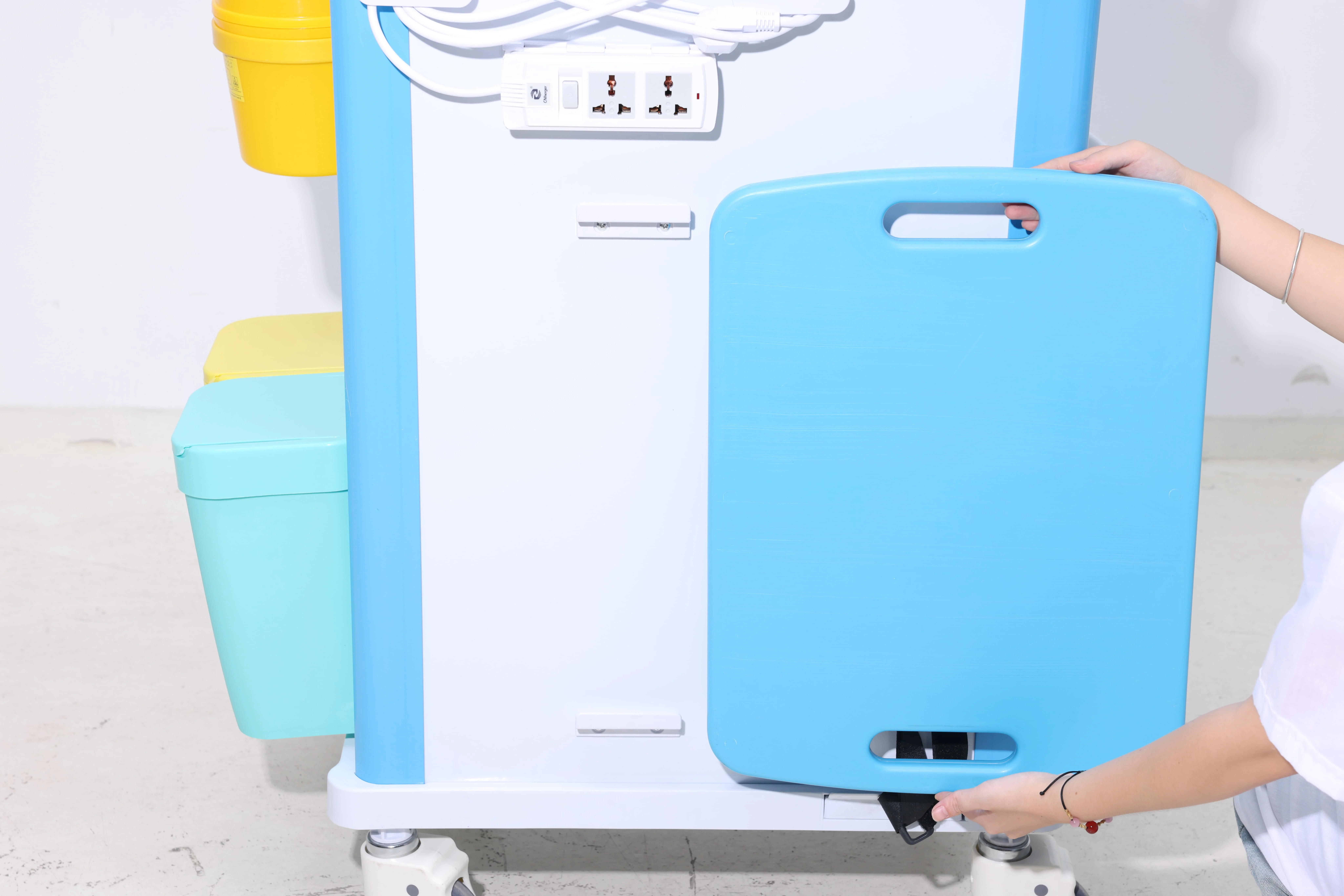 3 Layer Socket Beauty Medical Salon Trolley Metal Dental Tool Storage Cart White Mobile Stand for Clinic Beauty Shop Use 3