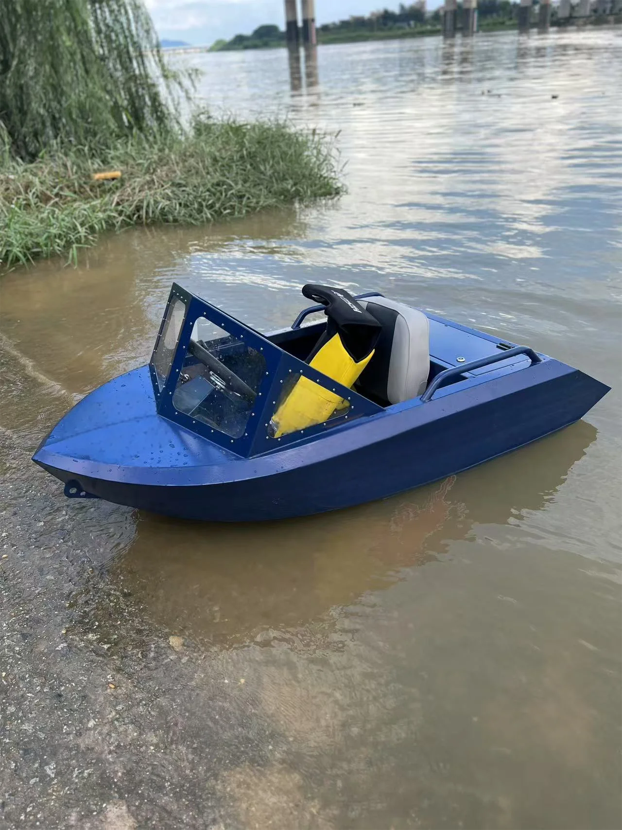 High-speed Mini Jet Boat for Shallow Water Fishing
