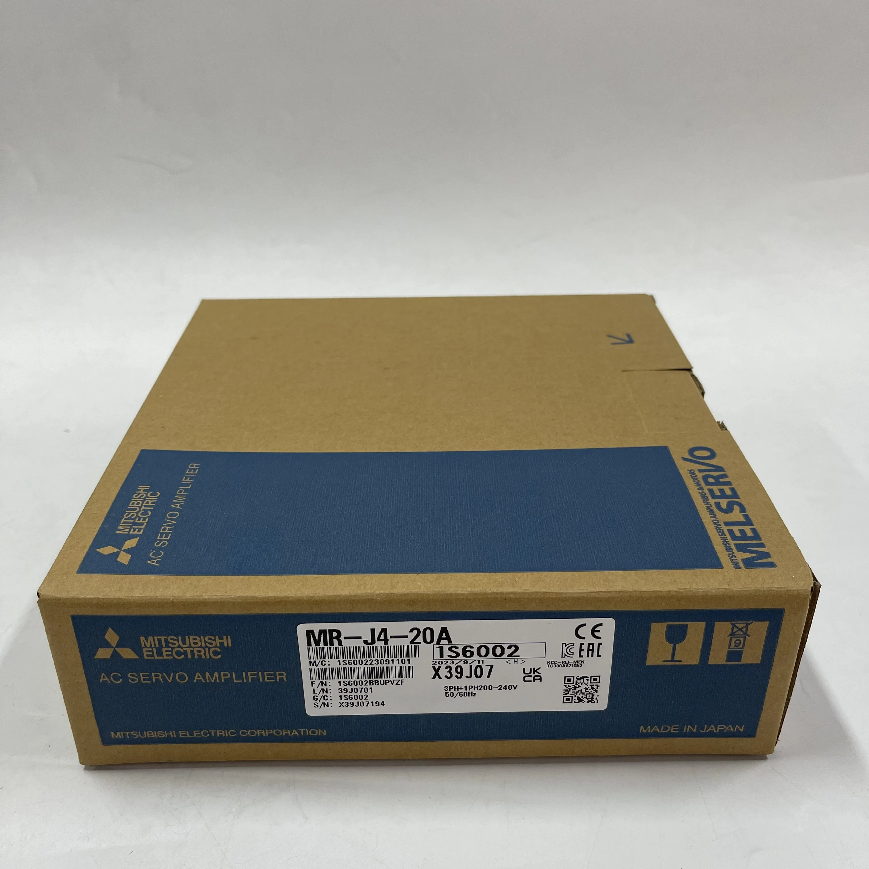 Mitsubishi AC Servo Amplifier MR-J4-20A Mitsubishi AC Servo Amplifier MR-J4-20A