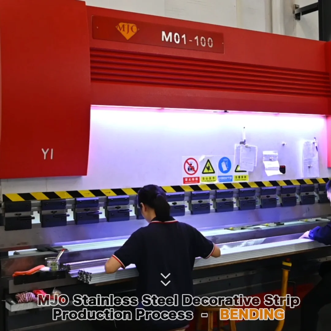 Foshan Mjo Factory Directly Led Baseboard Metal Skirting Board For