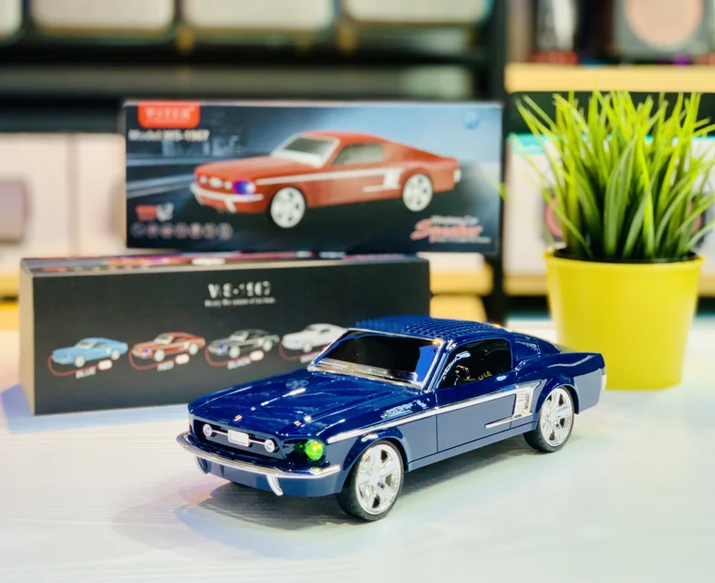 Wster 10W1200mah防水ポータブルブルートゥースWS-1967車の形の