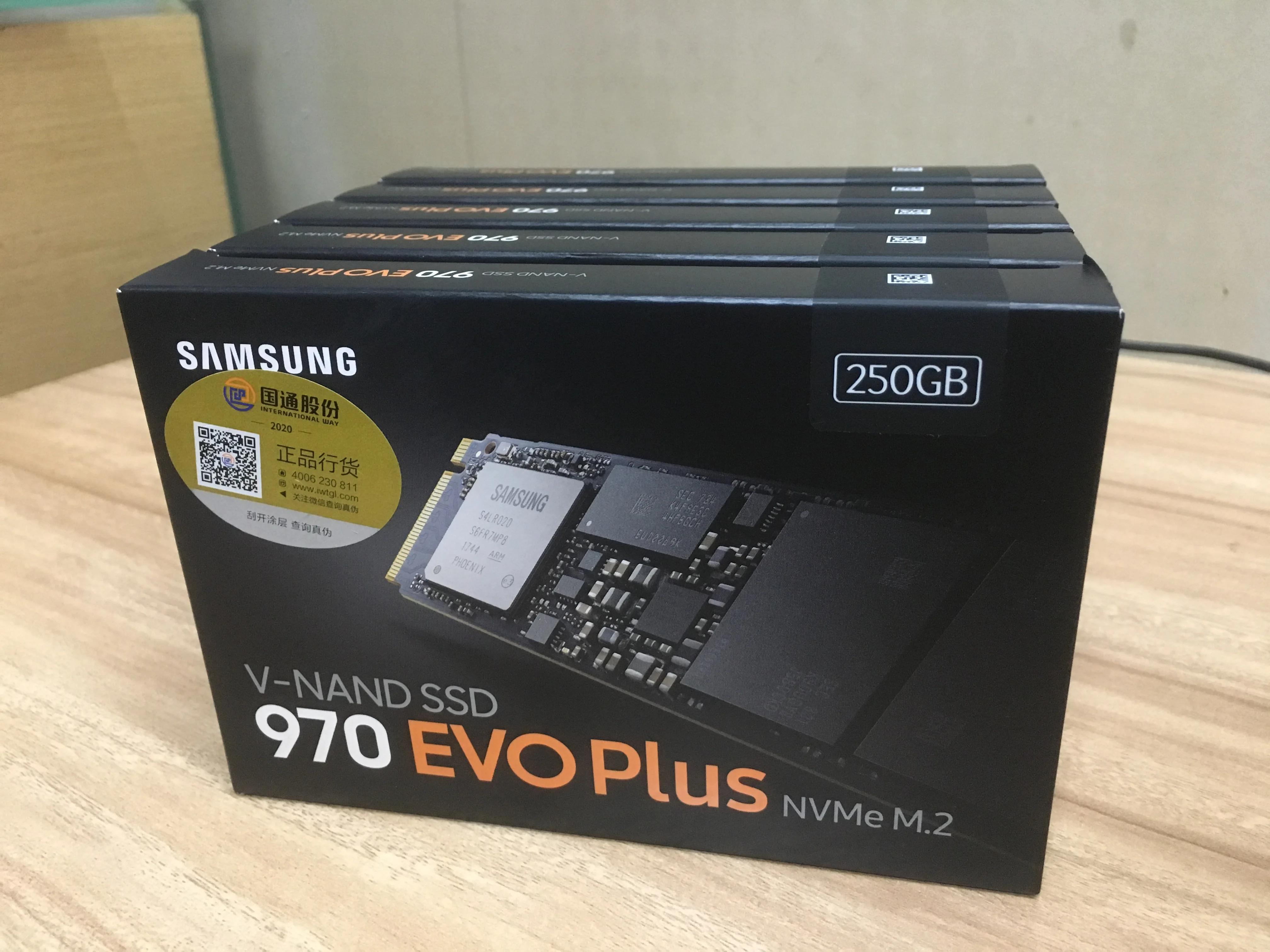 SAMSUNG NVMe 1TB SSD Hard Drive for Laptops PCs