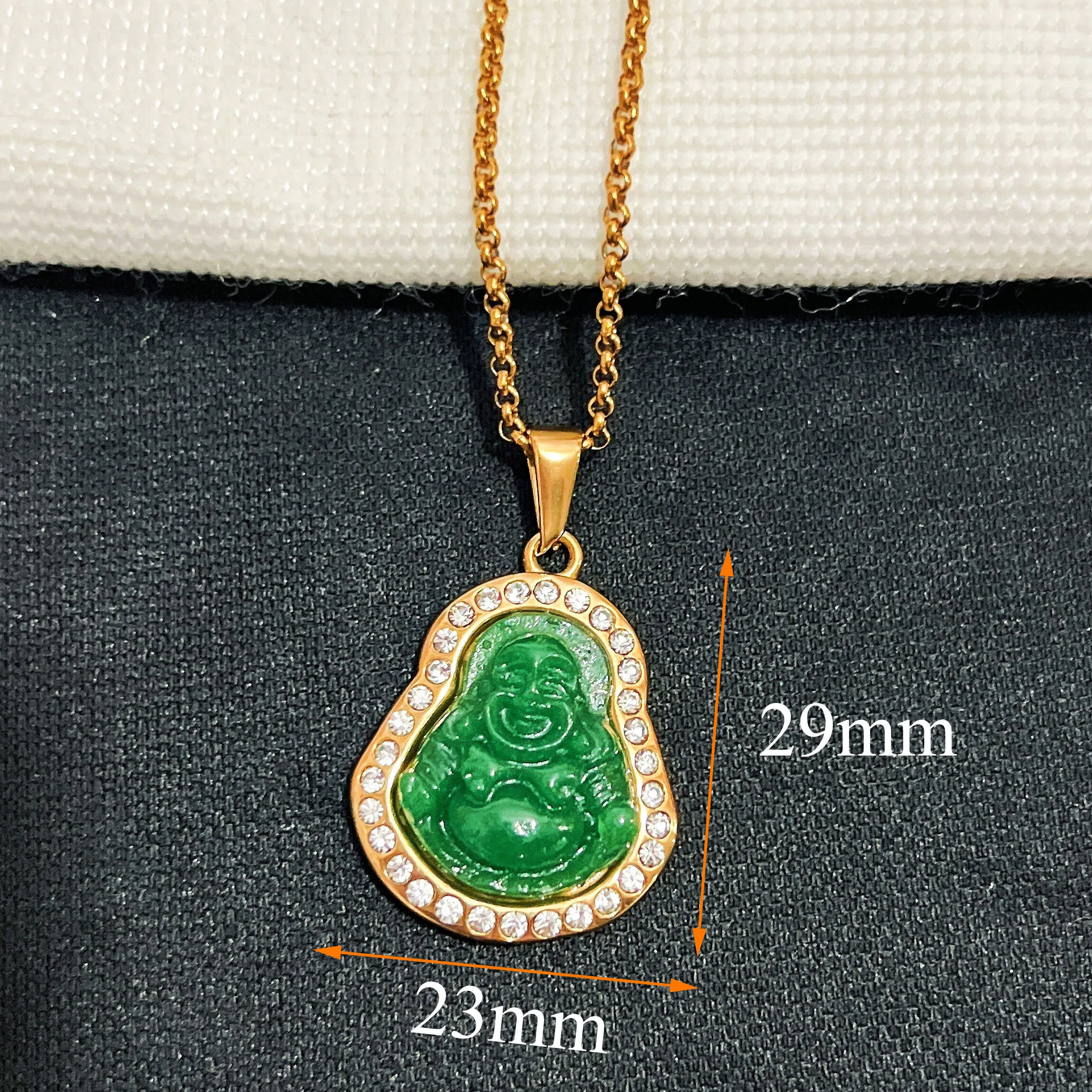 Collana Ciondolo Cuore Buddha Con Giada Verde E Placcato Oro &ndash; Fatto A Mano