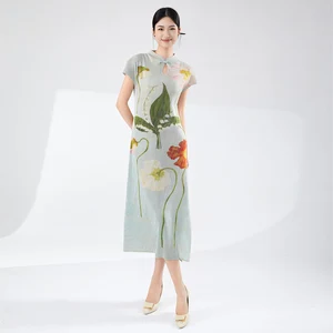 2025 Summer Miyake Pleated Midi Dress Women Elegant Style Loose Elastic Button Pleated Printed Dress Natural Women's Dresses