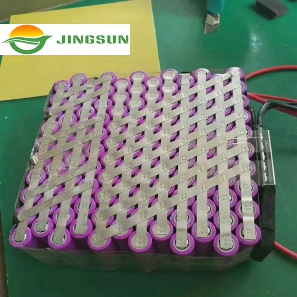 Large Capacity 2kwh Lithium Iron Phosphate Battery Solar Energy Storage Lithium Ion Batteries 12v 200ah Lifepo4 Battery