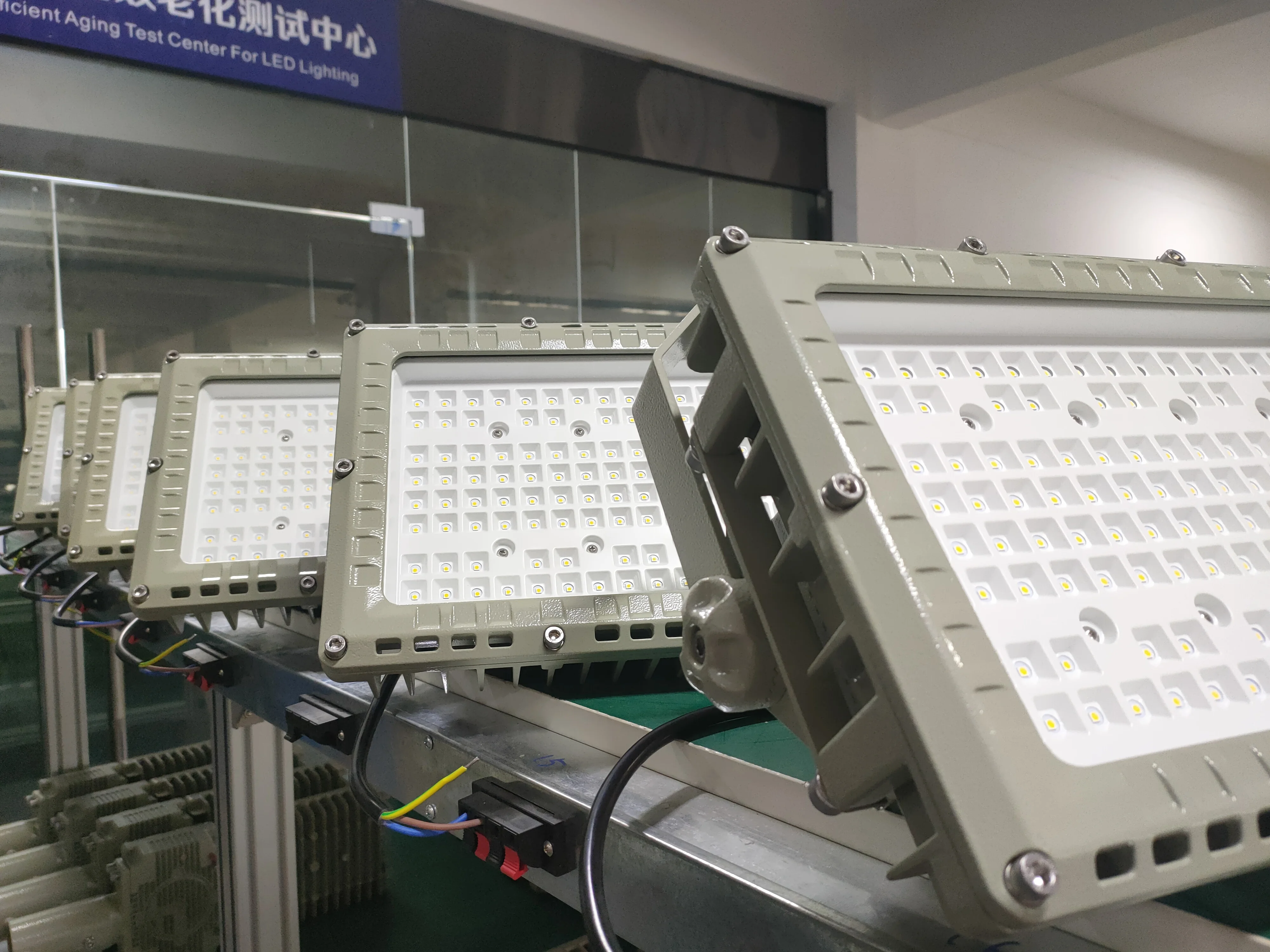 GYD Explosion Proof Led Flood Lighting ATEX IP66 5 Years Warranty Flame Proof High Bay Light for Hazardous Locations