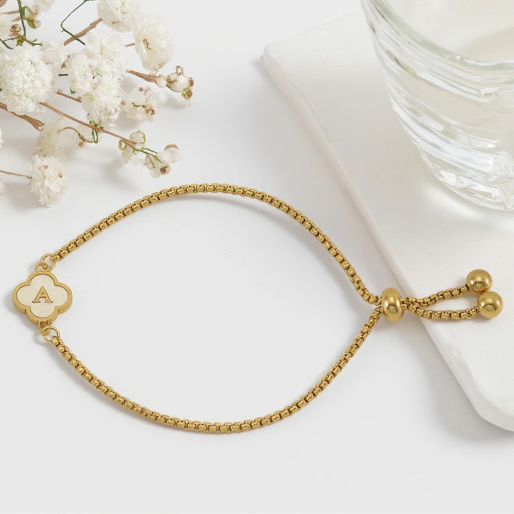 18K Gold Plated Waterproof Stainless Steel Chain Bracelet Trendy Four Leaf Clover Initial Letter Shell Bracelet