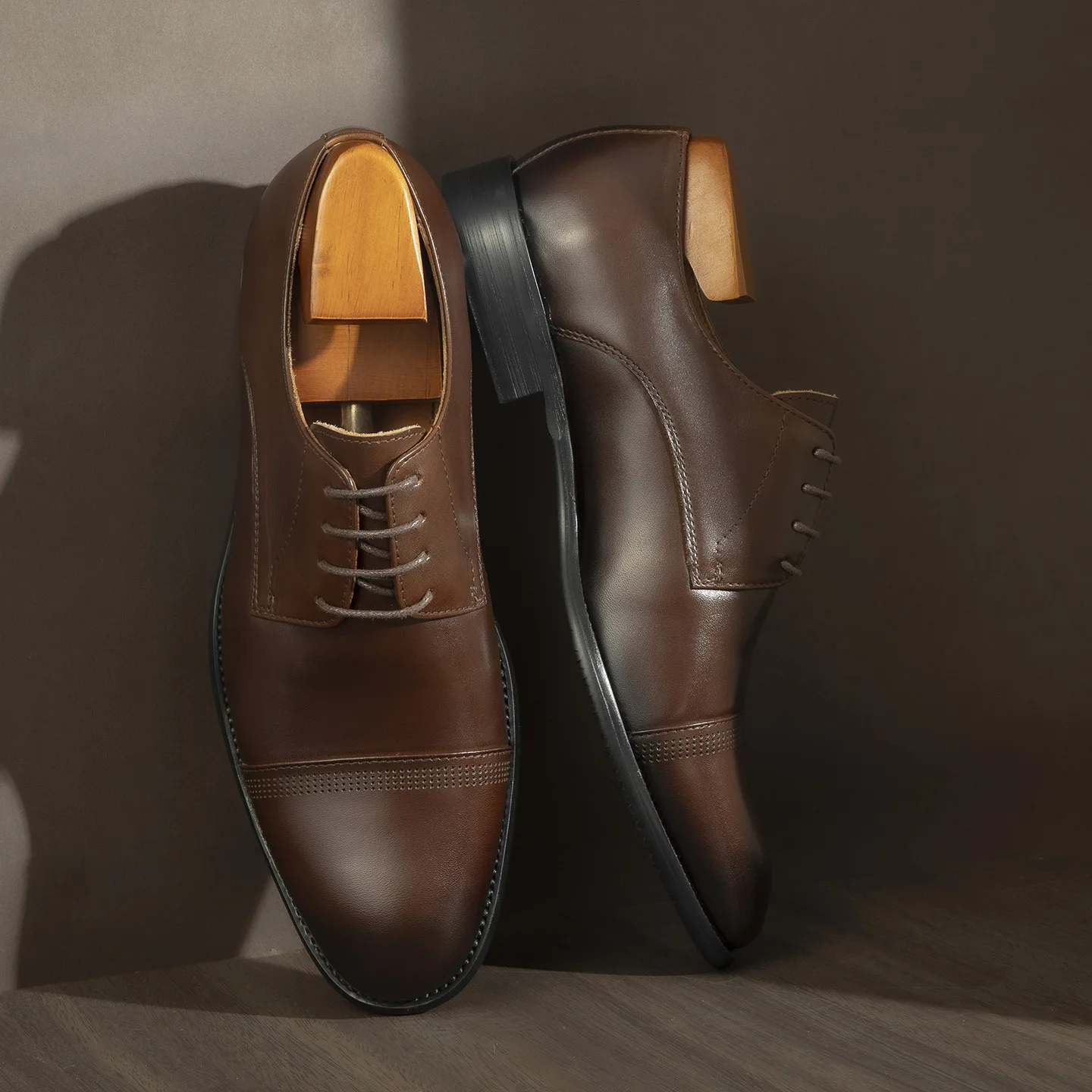 Men's Dress Shoes Italian Style Formal Genuine Leather Shoes Lace-up Handmade Loafers Business Formal Oxford Shoes for Men| Alibaba.com Men's Dress Shoes Italian Style Formal Genuine Leather Shoes Lace-up Handmade Loafers Business Formal Oxford Shoes for Men| Alibaba.com