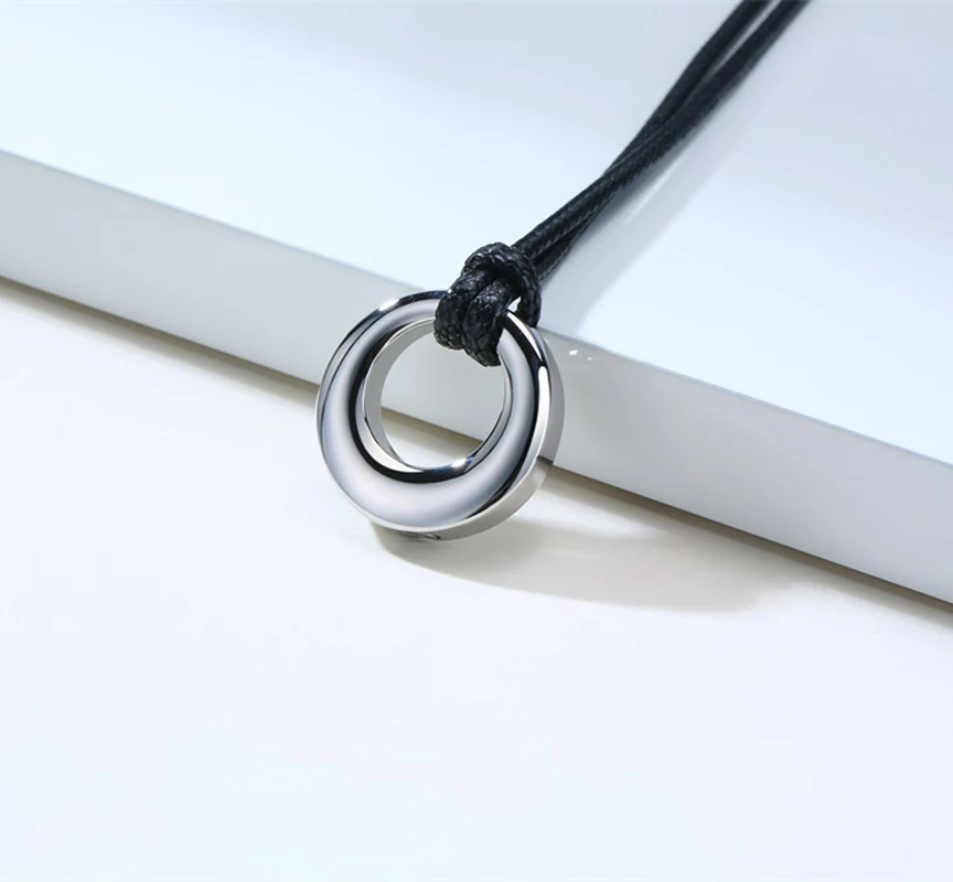 Stainless Steel Cremation Urn Necklace for Ashes Circle of Life Memorial Pendant Jewelry gift for Women Adjustable Rope Chain