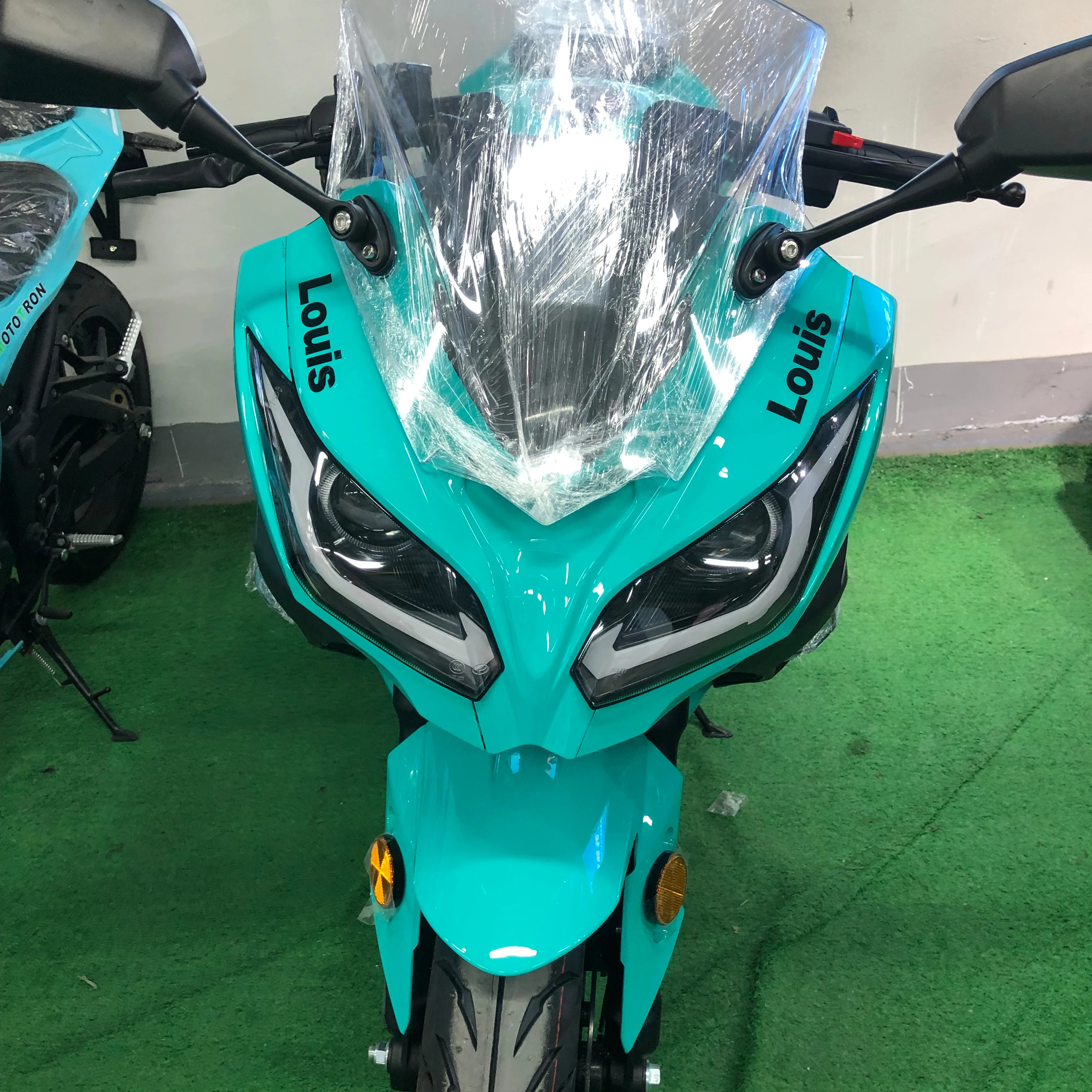 Super Power Road Racing 200cc Motorcycle 400cc City Street Motorbike Two Wheeler Motor Legal Dirt Bike