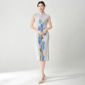 Factory Wholesale Women's Elegant Dress High Quality Chinese Dress Design Pleated Print Dress