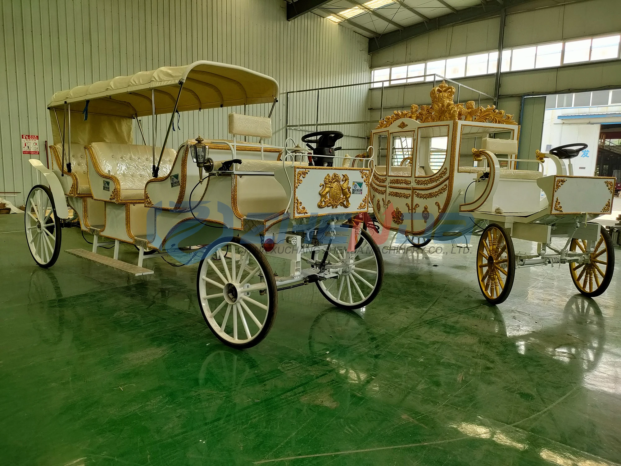 Cheap Price Electric Sightseeing Horse Carriage  / Romantic wedding carriage for Sale