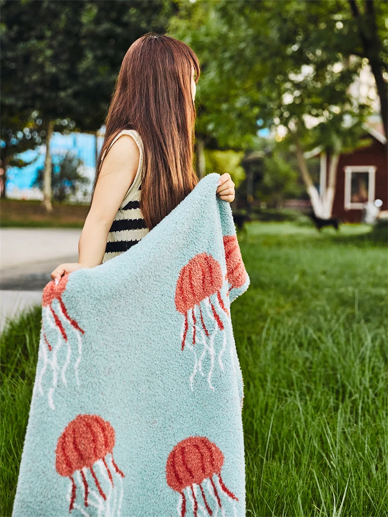 Super Cozy 100%Polyester  Jellyfish Jacquard knitted Microfiber Blanket For Home Decor sofa HW details