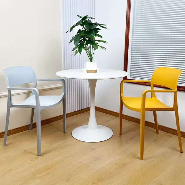 Modern Dinning Room Furniture Plastic Chair Cheap Restaurant Leisure Cafe Stackable Dining Arm Chair