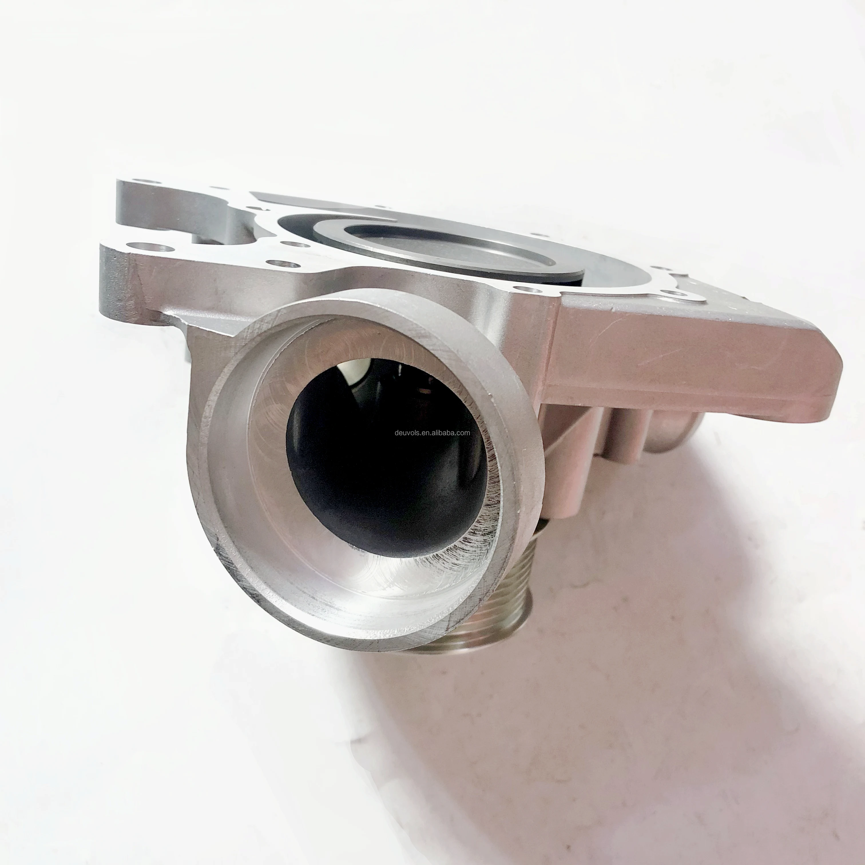 TCD2013 L06 4V water pump 04901106| Alibaba.com