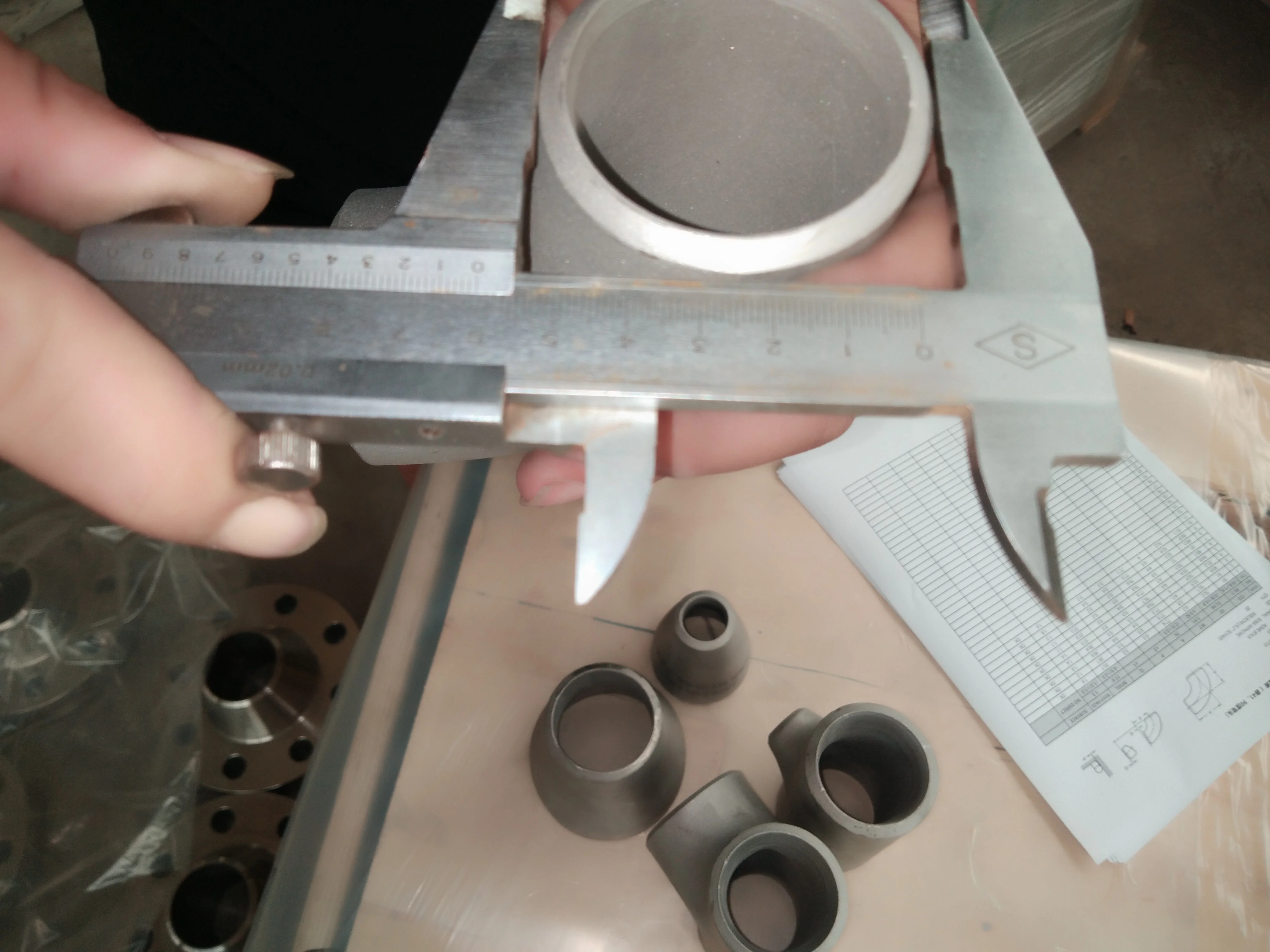 ASME B16.9 A234 WPB BW Eccentric Carbon Steel Pipe Reducer