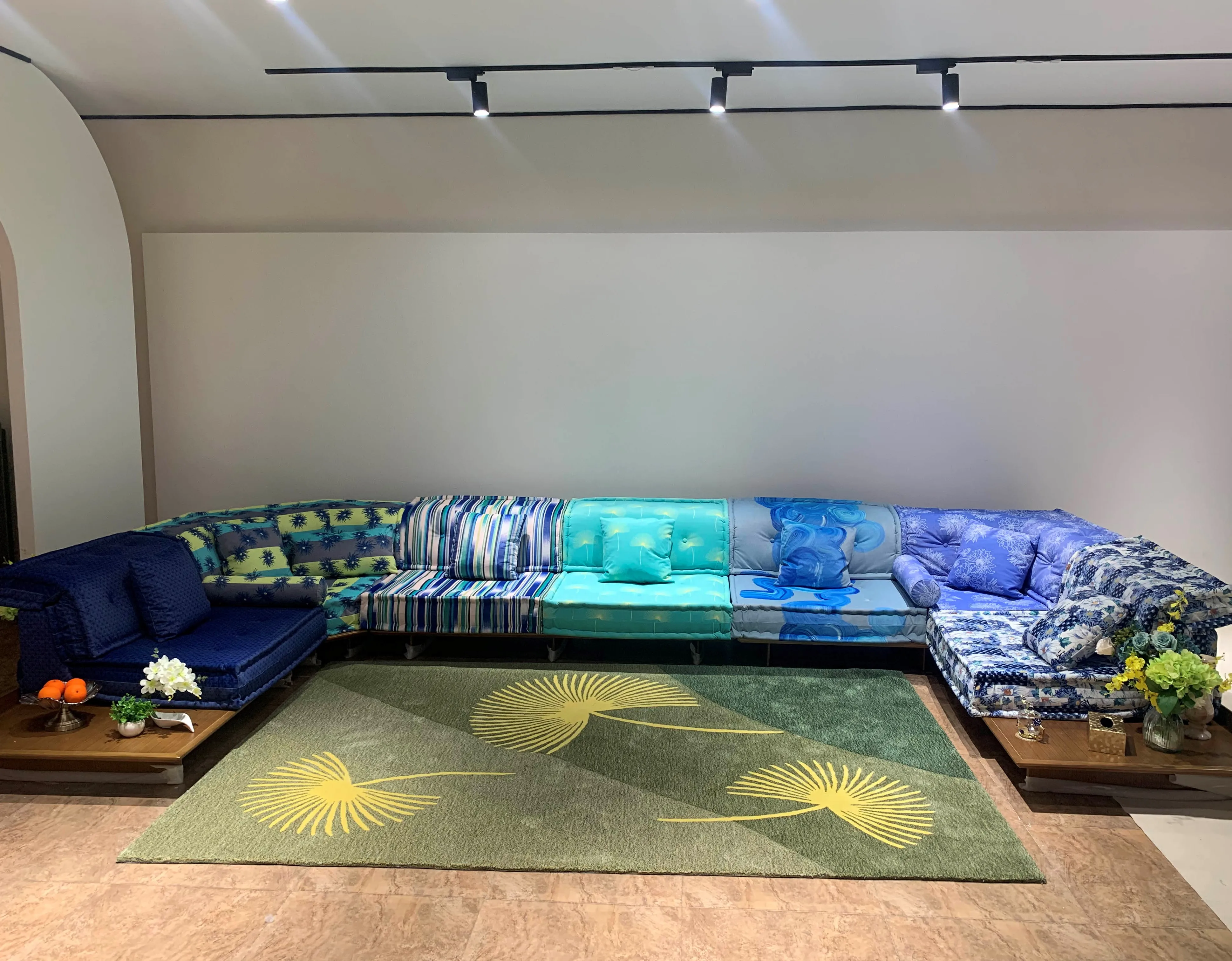 Modular Fabrics Sectional Floor Sofa Set Furniture Cum Bed Mahjong Sofa  Couch for Living Room