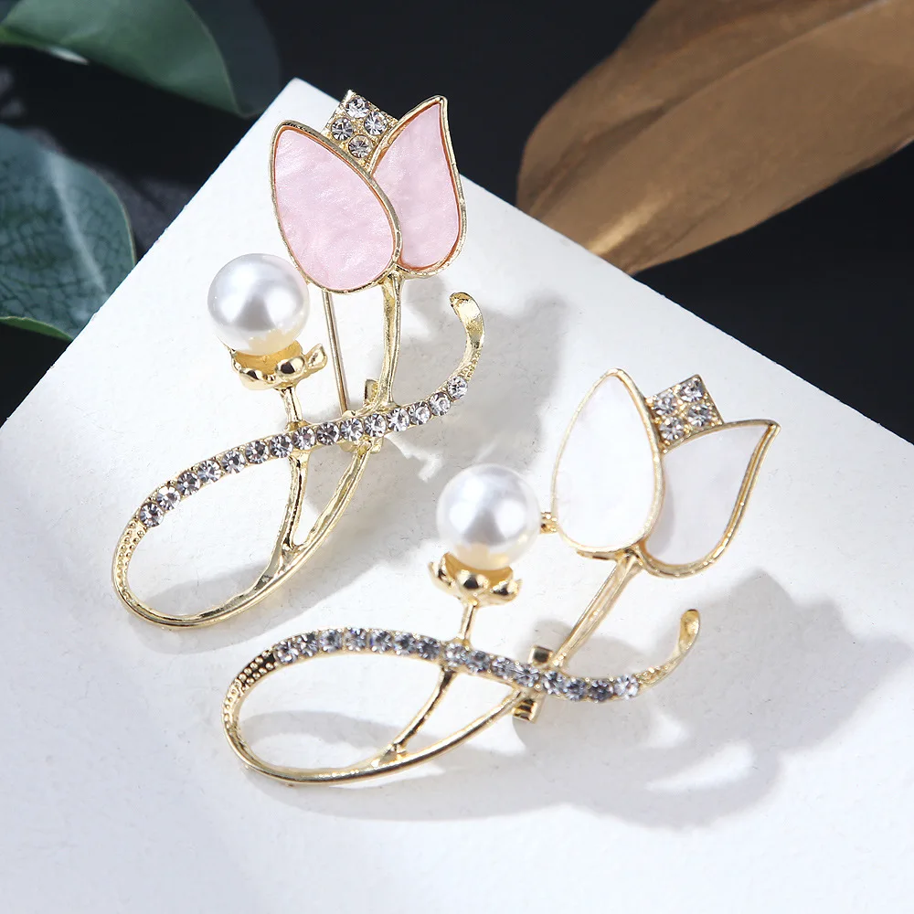 Go Party Temperament Flower Brooch Pearl Shell Rhinestone Brooch Tulip Brooches Pins for Women Corsage Suit Coat Accessories