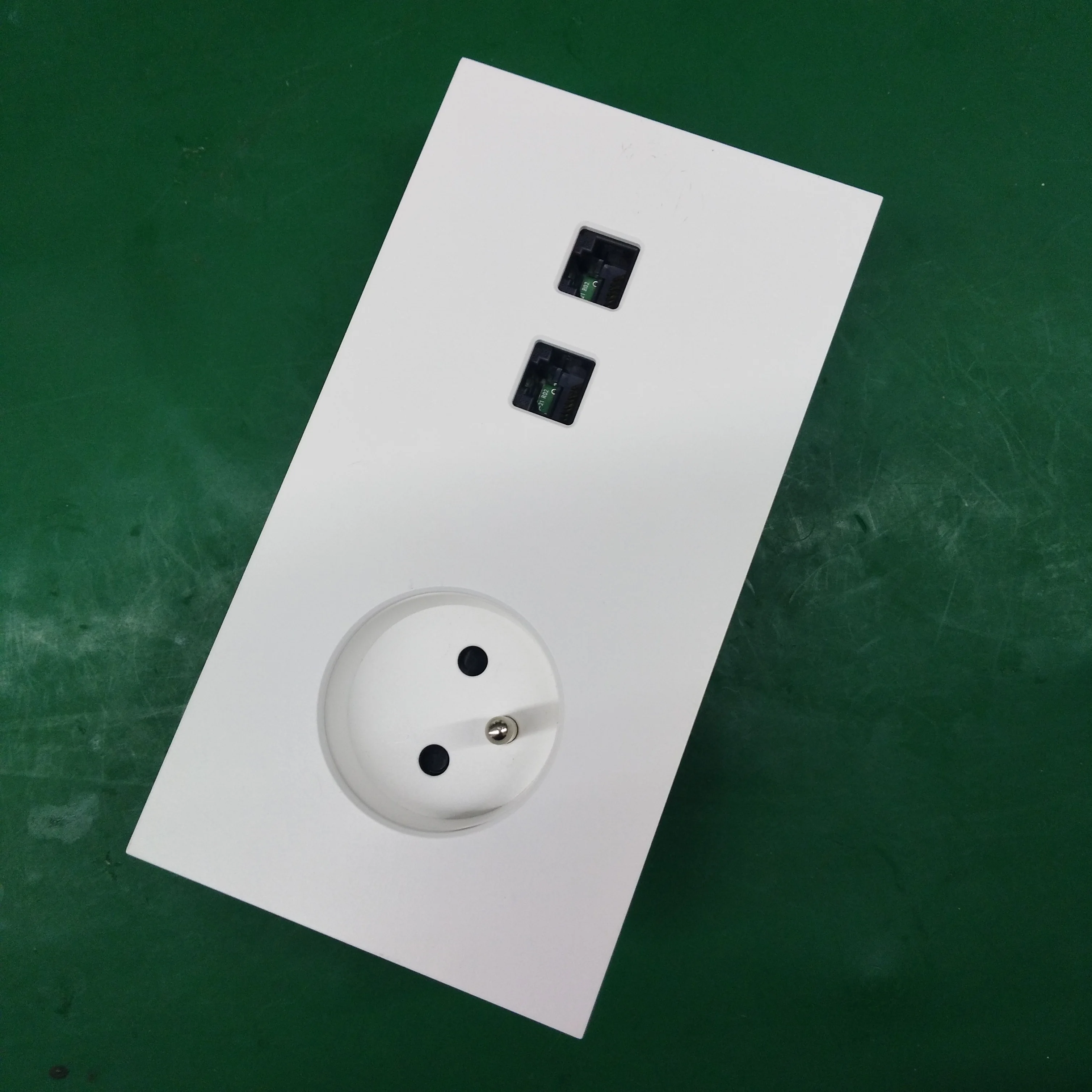 Double French or European Schuko Aluminum Wall Electrical Socket Power Outlets 16A Rated Current for Vimar or for Legrand Module