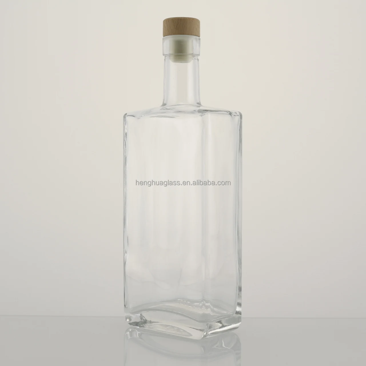 Empty Decal Logo 500ml 50cl 16oz Flat Square Glass Gin Bottle Vodka Liquor Tequila Rum Whiskey Spirits Glass Bottle With Cork