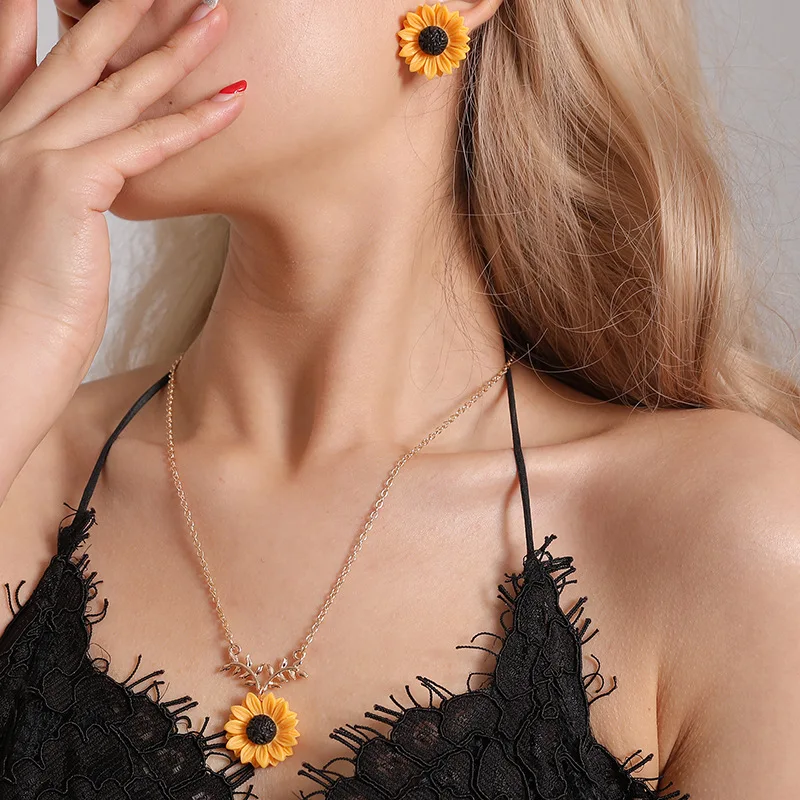 Collar Girasol New Style Wholesale Leaves Pearl Necklace Jewelry Fashion You  Are My Sunshine Sunflower Necklace For Women - Buy Collar Girasol New Style  Creative Temperament Fashion You Are My Sunshine Sunflower