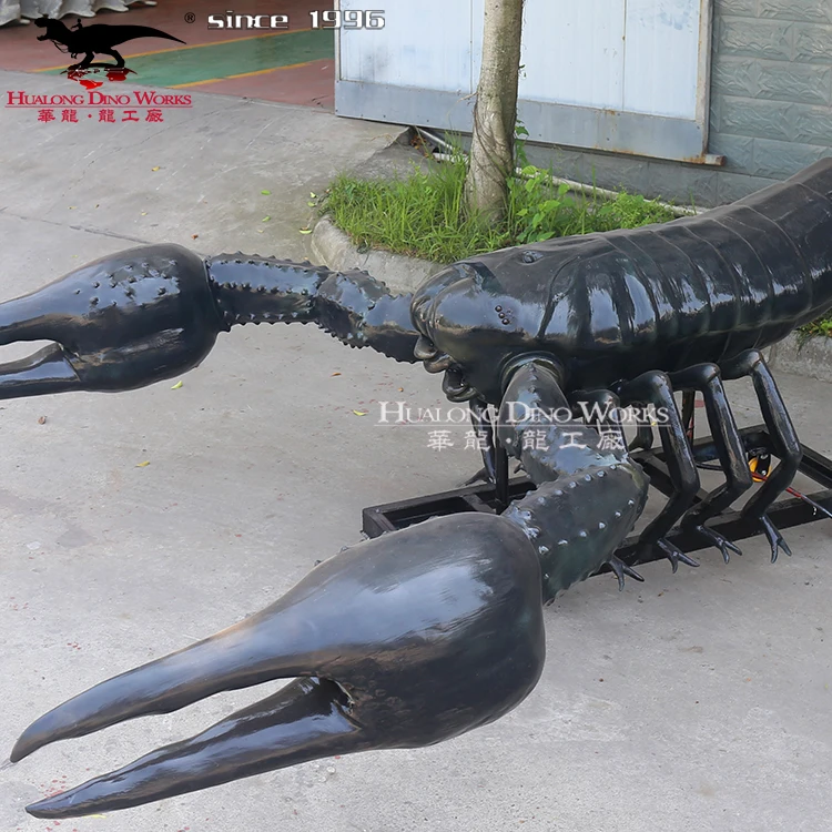 Black Animal Model Scorpion for Halloween Decoration Advertising