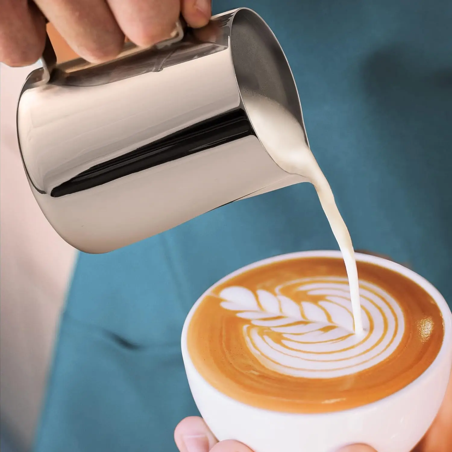 Milk Frothing Pitcher - 20oz/600ml Milk Frother Cup Stainless Steel Jug Steaming Pitcher, Milk Coffee Cappuccino Latte Art Barista Steam Pitchers Milk