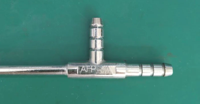 Wind speed measuring pitot tube and wind measuring pitot tube
