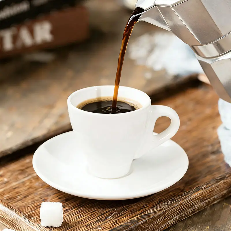 Europees ontwerp, bottenporselein, keramisch kantoor-koffiekopje met schoteltje, 70 ml, op maat gemaakte logo-opdruk, zuiver wit, geschikt voor thee