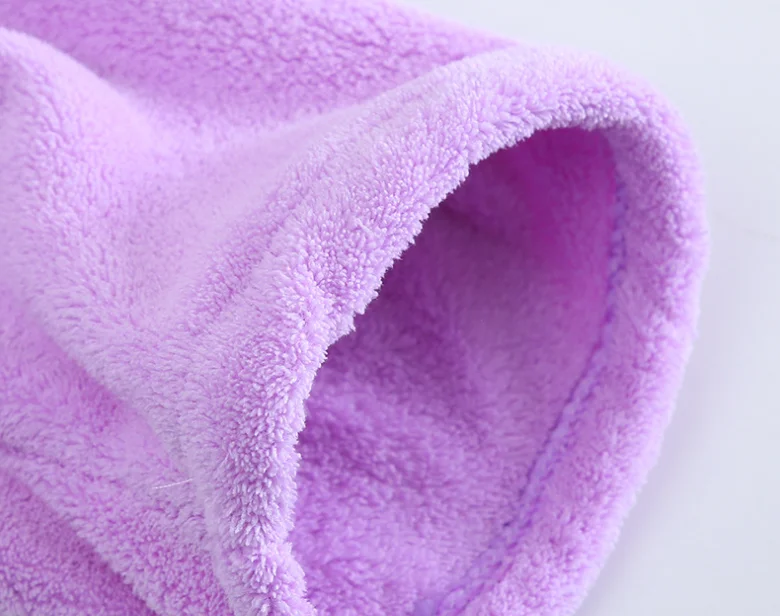 Wholesale Super Soft And Warm Solid Color Coral Fleece Couple Bath Gown