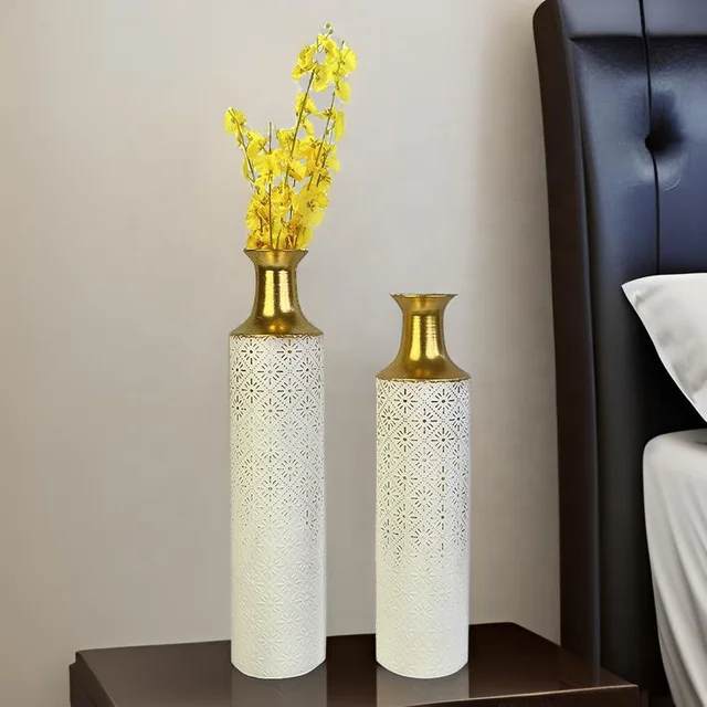 Lander Luxury Bohemian Style Elegant Gold Floor Decorative Metal Table Vase Iron Flower Pot for Living Room