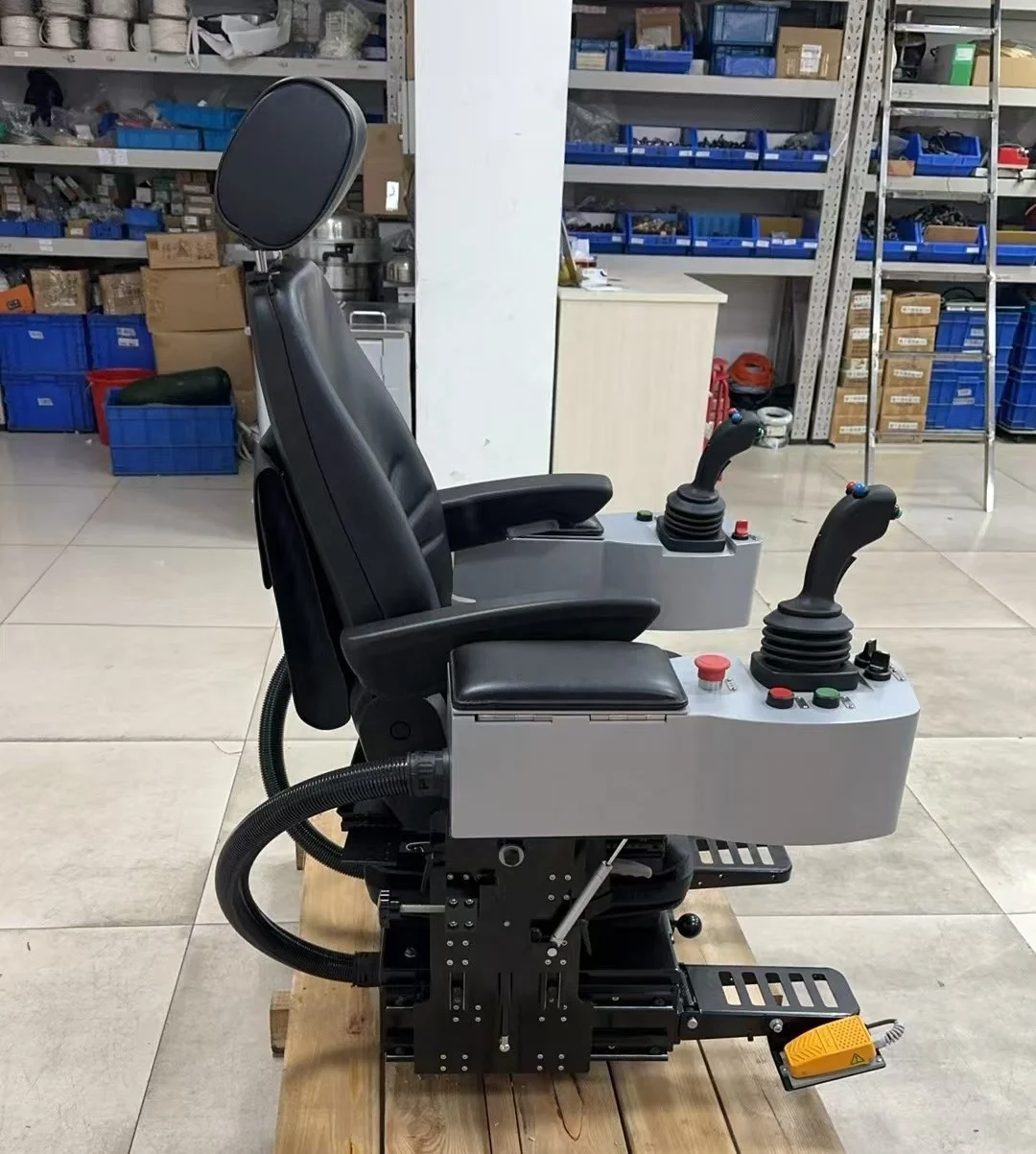 Adjustable Customization Crane Cab Operator Seat Console Unit  China Design Construction Machinery Parts